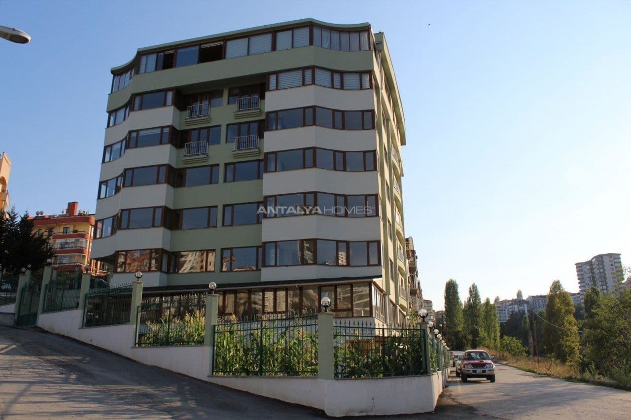4-Bedroom Apartment in Cankaya, Ankara, photo 5