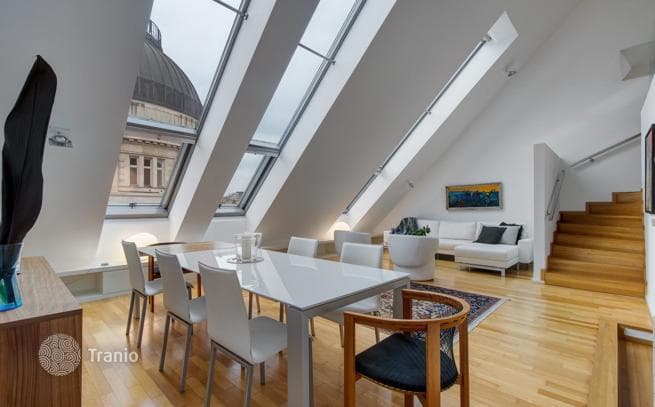 2-Bedroom Penthouse with Terrace in District V, Budapest, photo 3