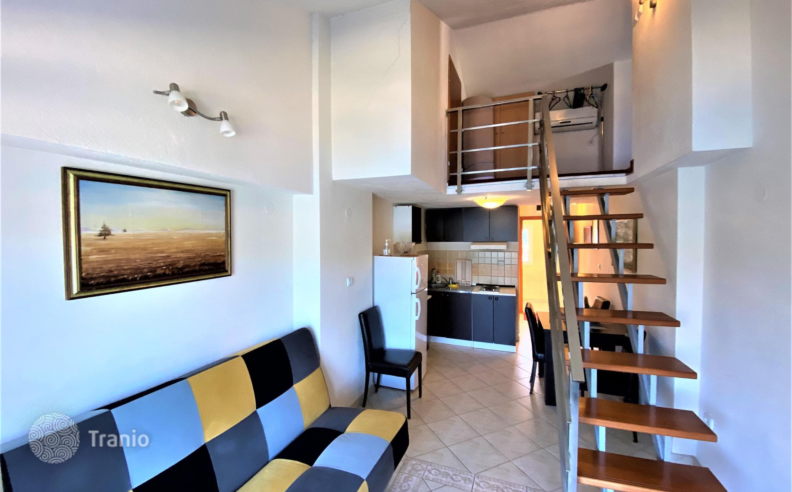 9-Room Villa 370 m² in Tivat, Montenegro, photo 3