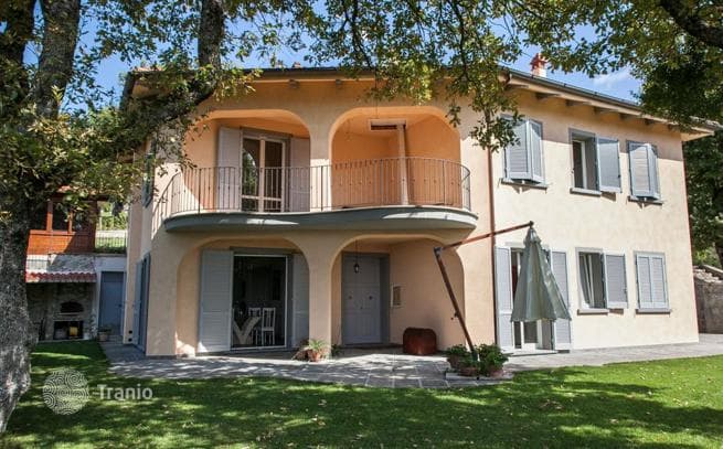 4-комнатная вилла 300 м² в Ареццо, Италия, фото 5