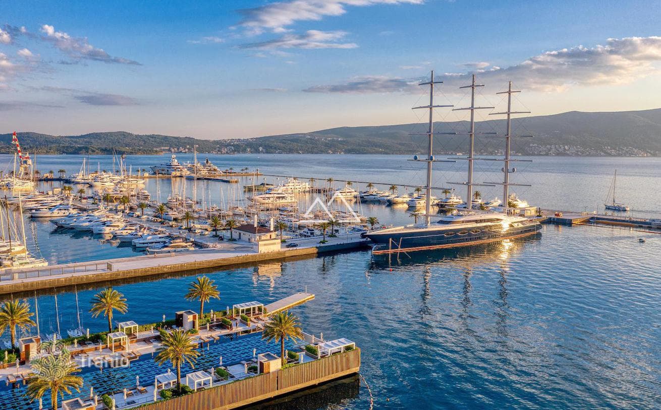 3-Bedroom Apartment with Large Terrace in Boka Place, Porto Montenegro