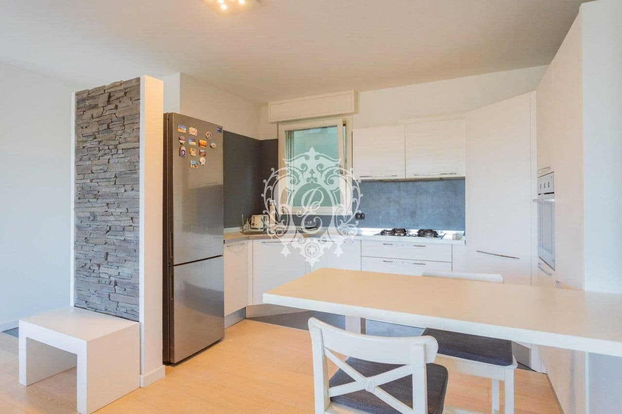 Квартира в Комо, Италия, 95 м², фото 5