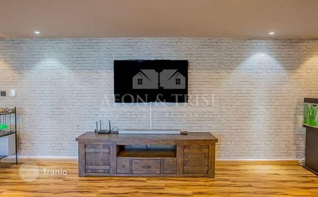 2-Bedroom Apartment with Canal View in Dubai Marina, Dubai, photo 3