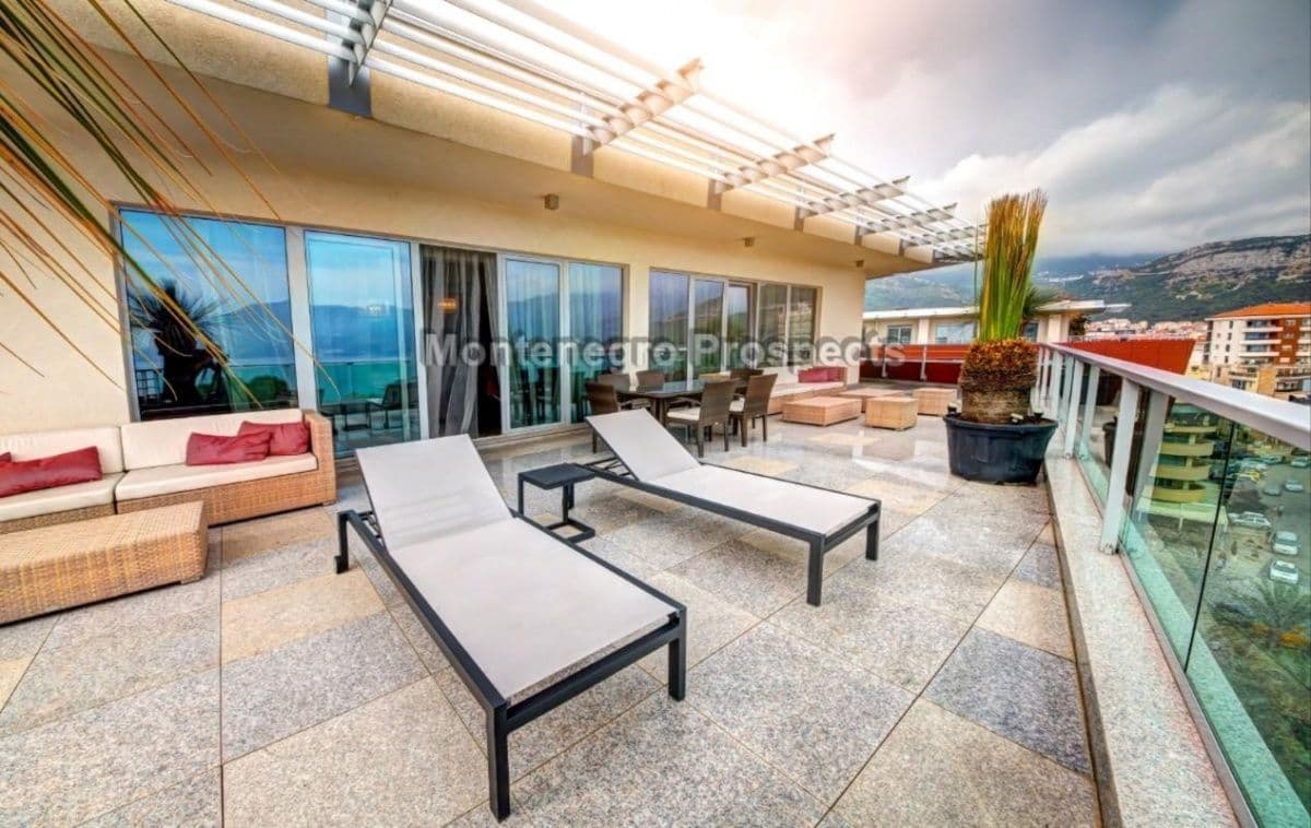 Apartment in Budva, Montenegro
