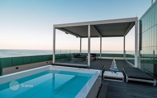 2-Bedroom Penthouse with Private Garden in Limassol, photo 3
