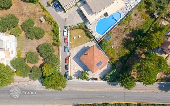 8-Bedroom Property in Gouvia, Corfu