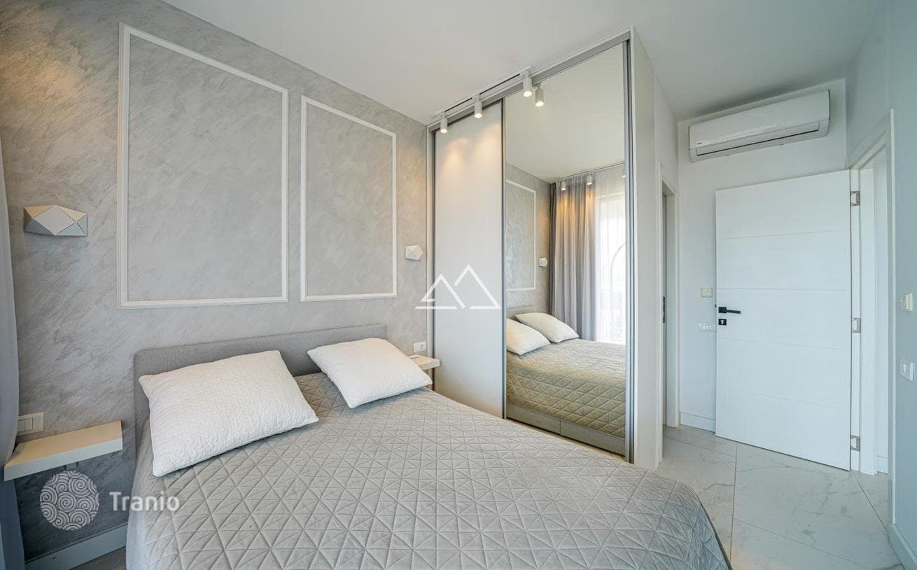 2-Bedroom Apartment with Sea View in Tivat, photo 4
