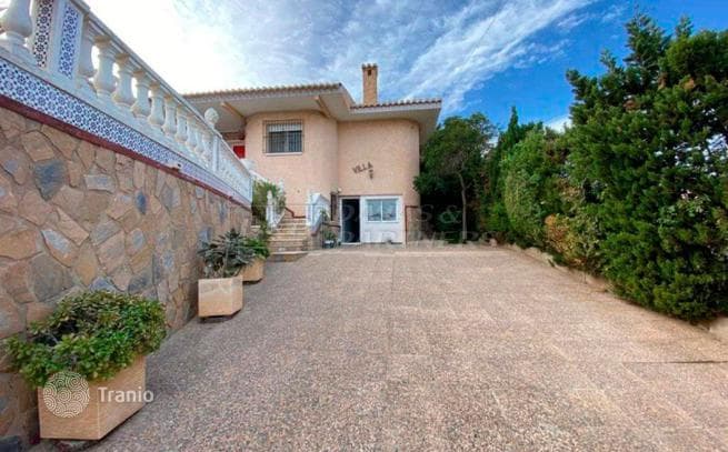 4-Bedroom Villa in Torrevieja, Spain, photo 5