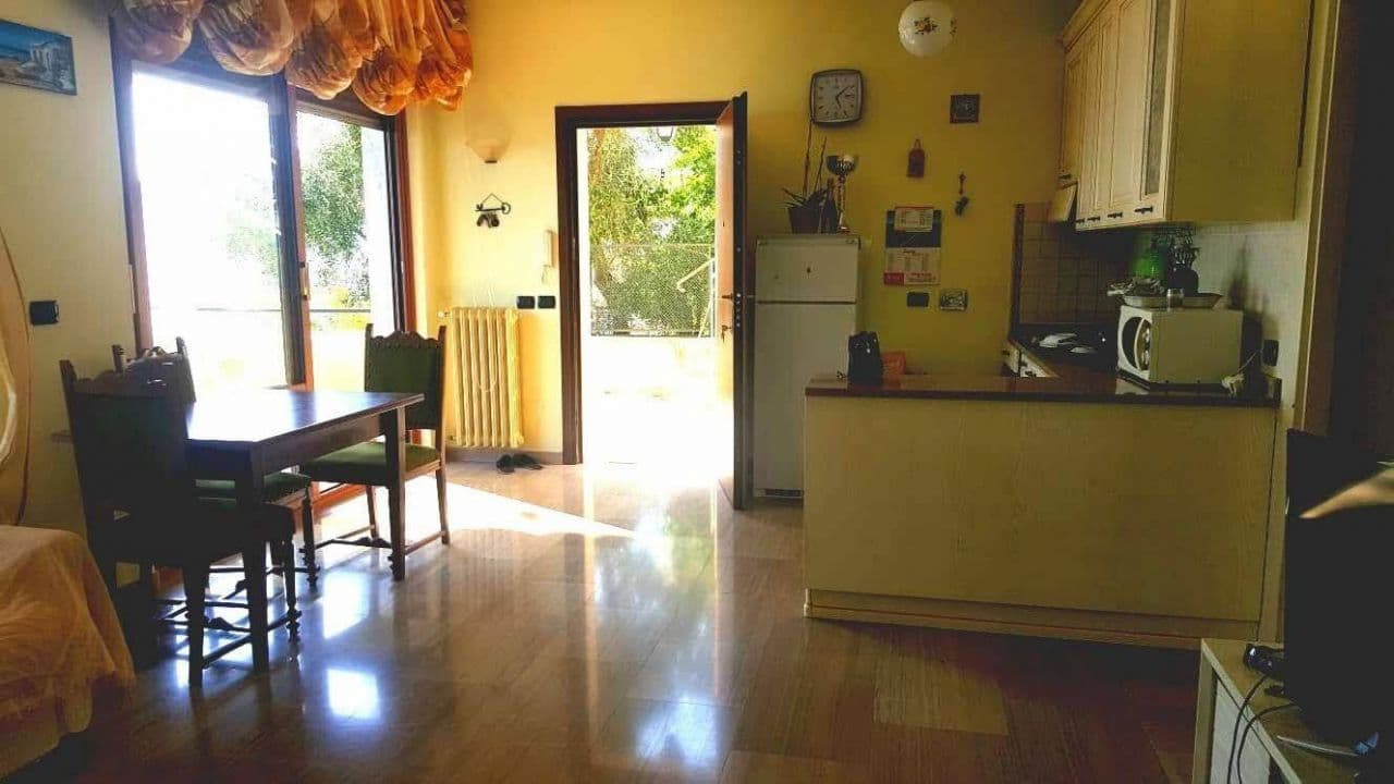 3-Bedroom Apartment in Ospedaletti, photo 2
