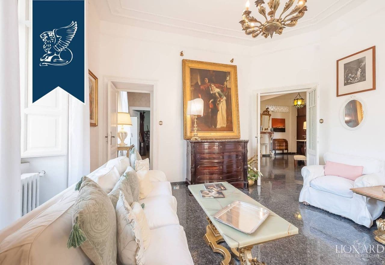 4-Bedroom Apartment in Rome, photo 5