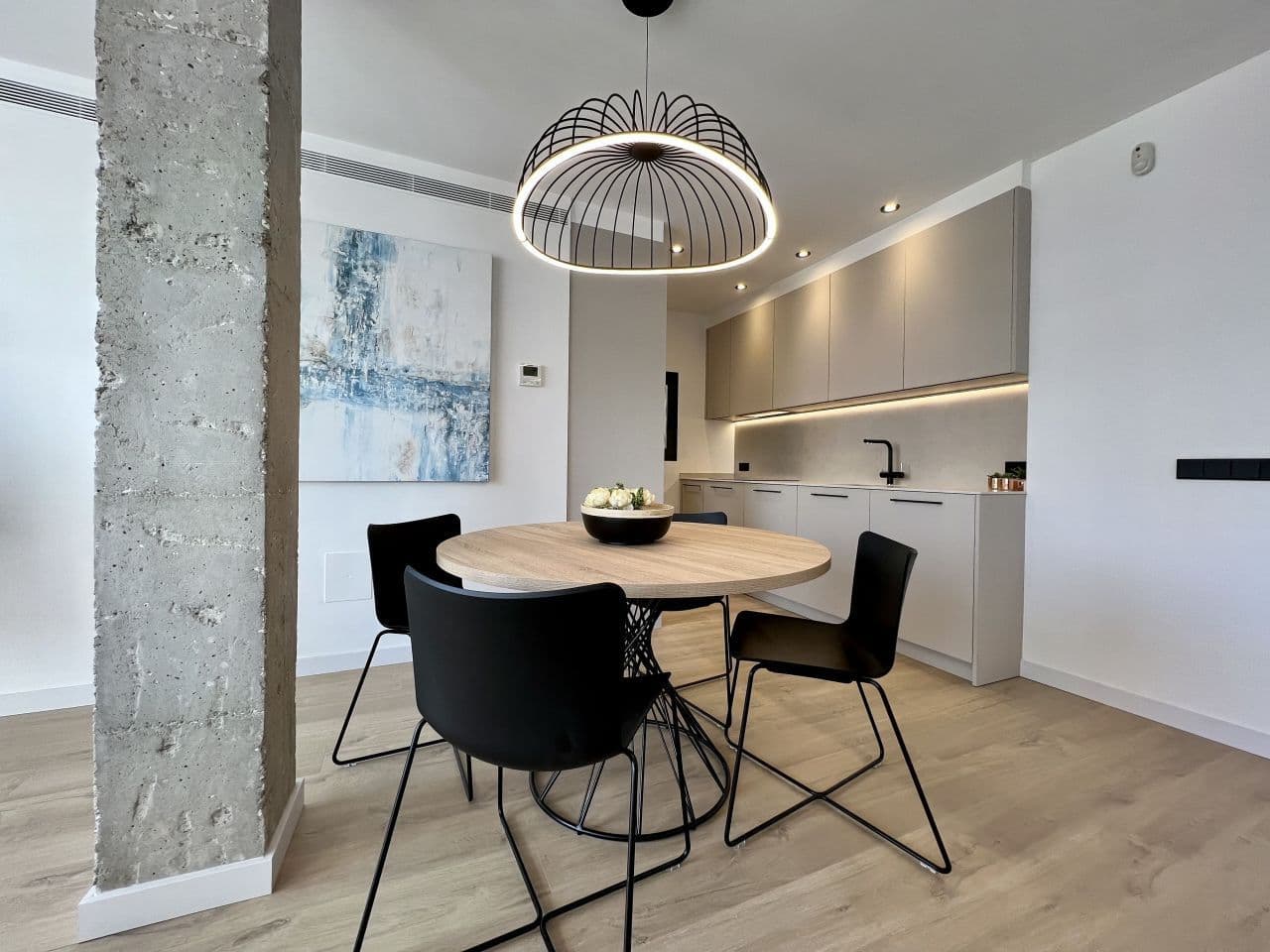 1-Bedroom Penthouse in Palma de Mallorca, photo 4