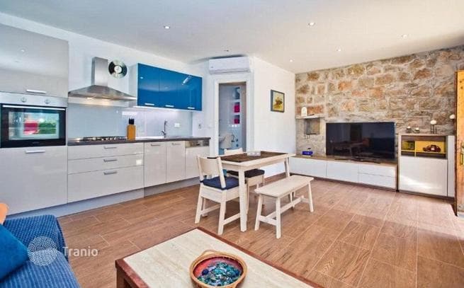 5-комнатный дом в городе 330 м² в Сплите, Хорватия, фото 3
