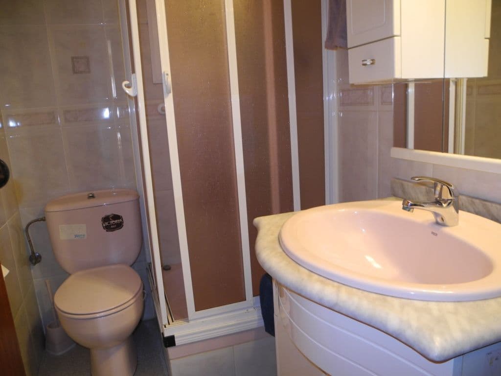 3-Bedroom Apartment in Barcelona, photo 4