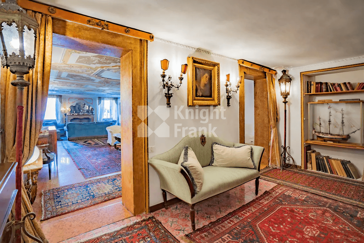 3-Bedroom Apartment in Venice, photo 4