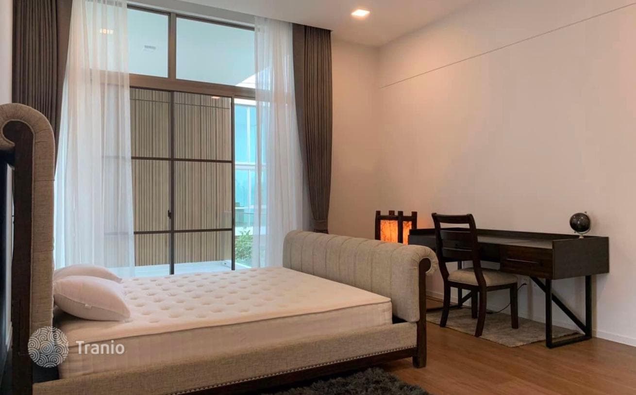 3-Bedroom House in Saphan Sung, Bangkok, photo 2