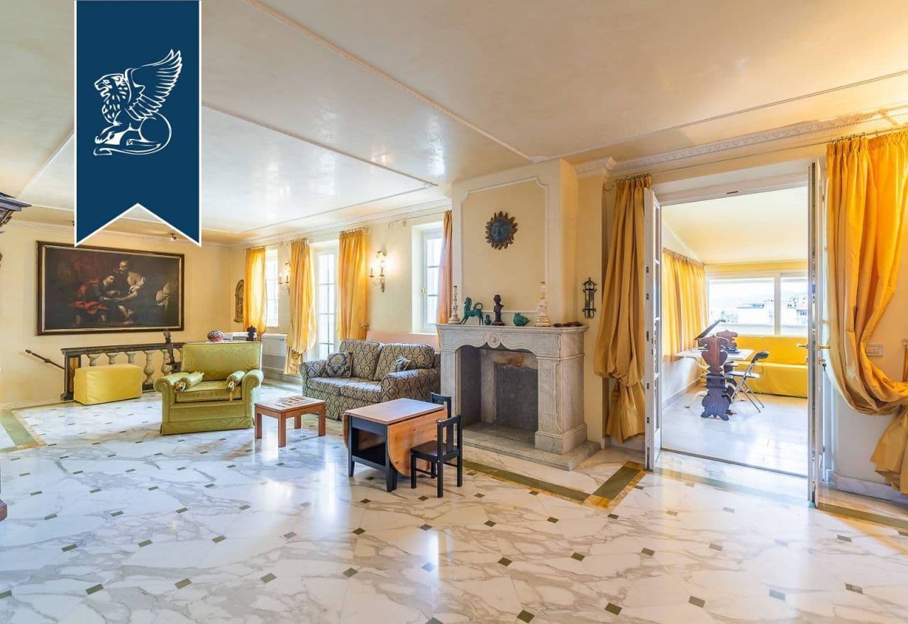 3-Bedroom Apartment in Viareggio, photo 2