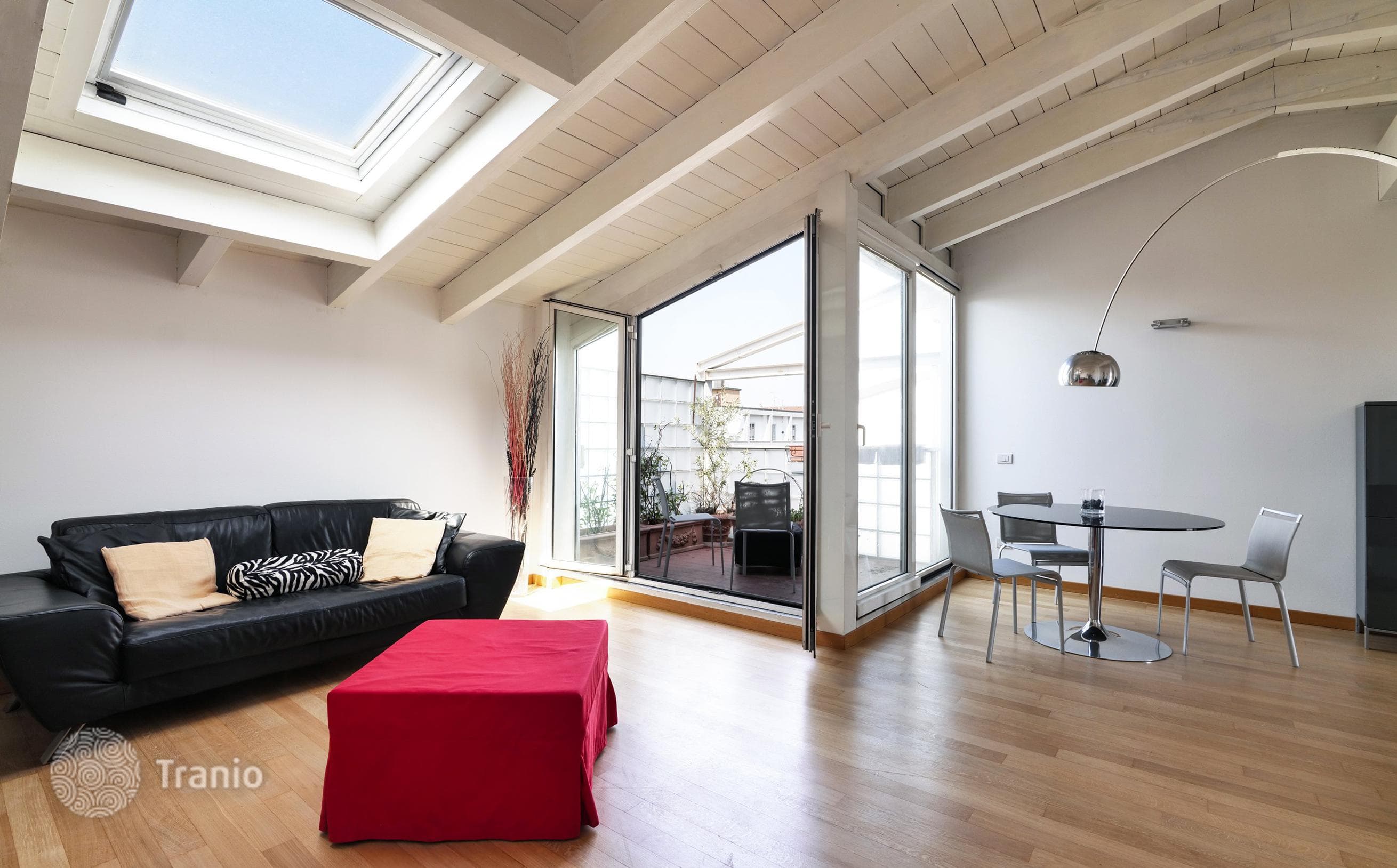 2-Bedroom Penthouse in Milan, Italy, photo 5