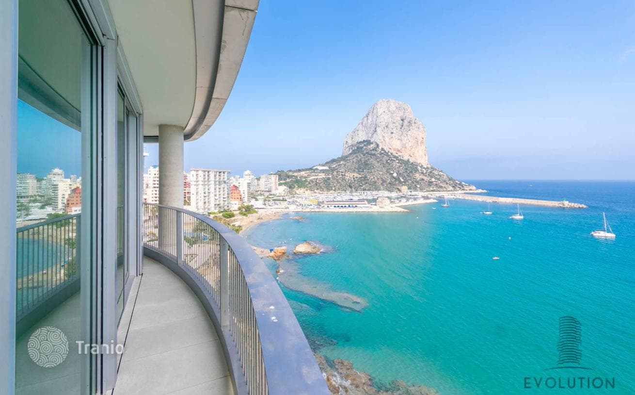 3-Bedroom Apartment with Panoramic Sea Views in Calpe, Alicante, photo 2
