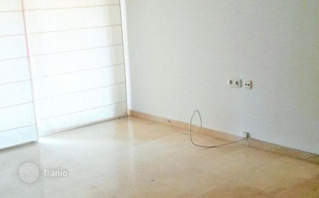 2-Bedroom Apartment with Terrace and Shared Pool in Valencia, photo 2