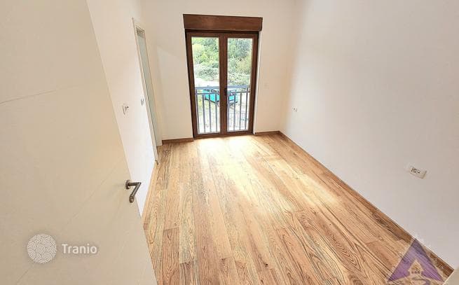 3-Bedroom Apartment with Sea View in Tivat, Montenegro, photo 4