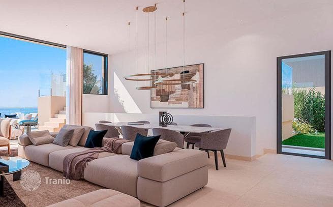 Luxury Villa with Sea View in Benavavis, Marbella, photo 2