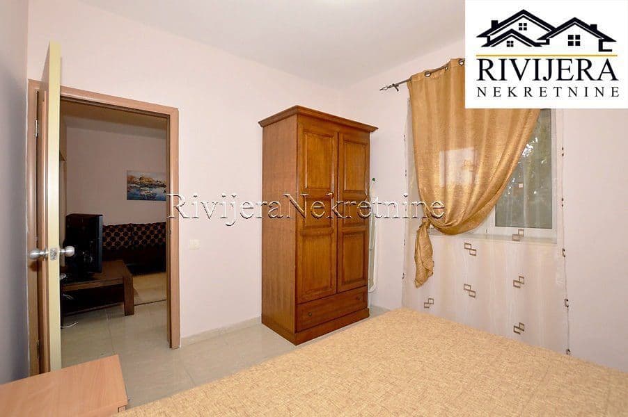 2-Bedroom Apartment in Baosici, Montenegro, photo 4