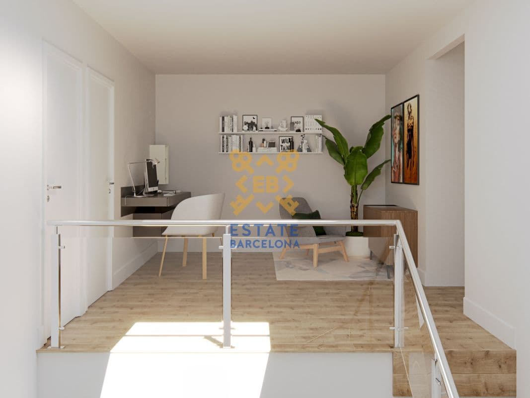 4-Bedroom Townhouse in Barcelona, photo 4