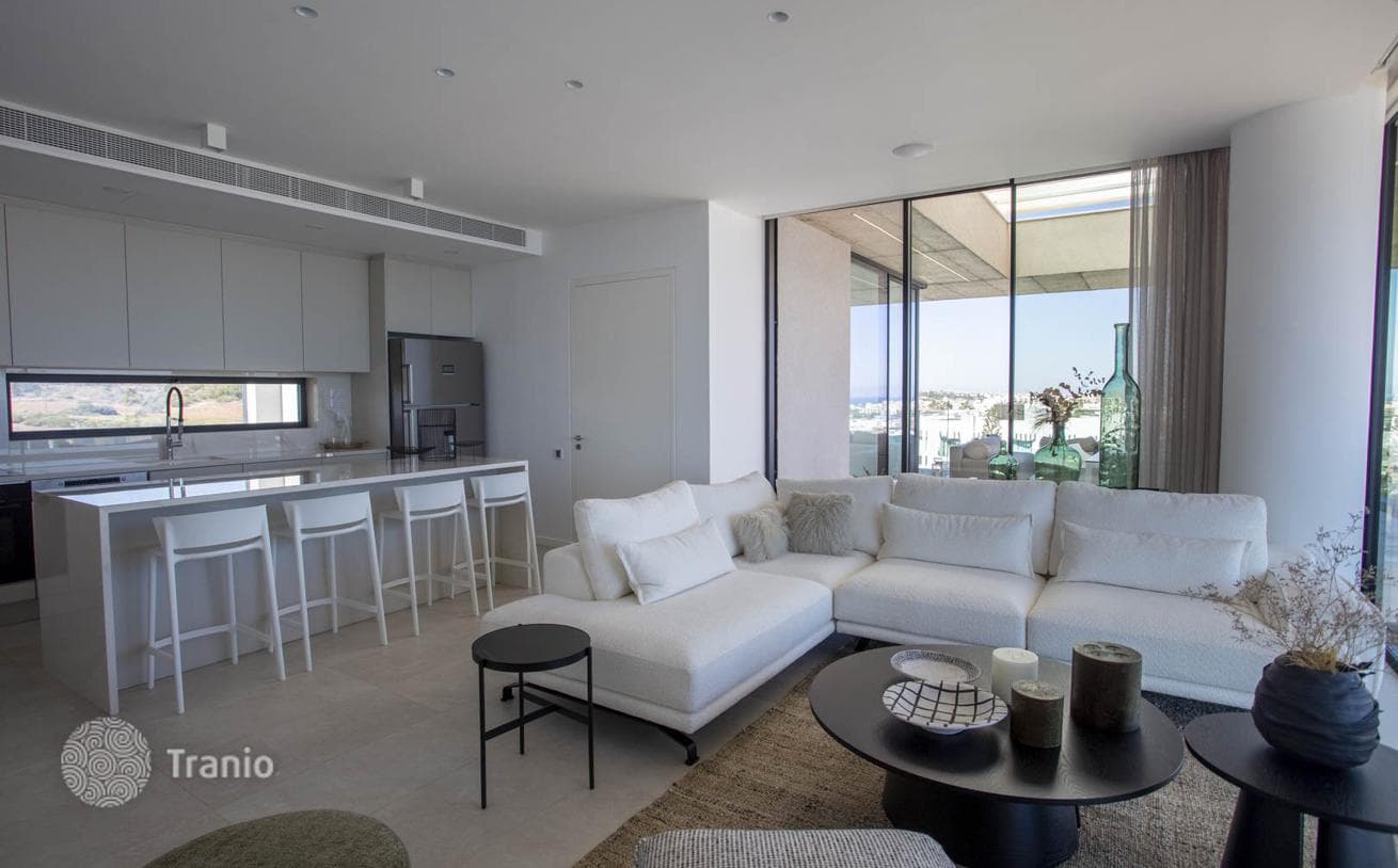 Seafront Apartment with Shared Pool in Protaras, Cyprus, photo 4