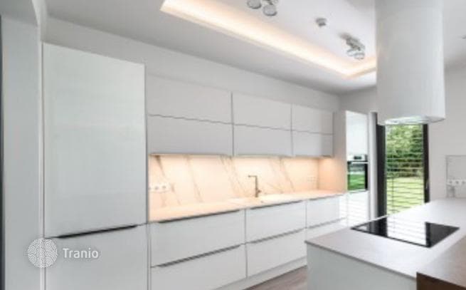 Modern Minimalist House in District II, Budapest, photo 4