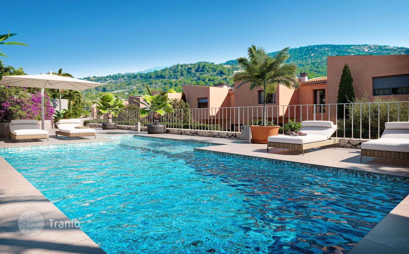 2-Bedroom Townhouse with Private Pool in Esporles, Mallorca, photo 3