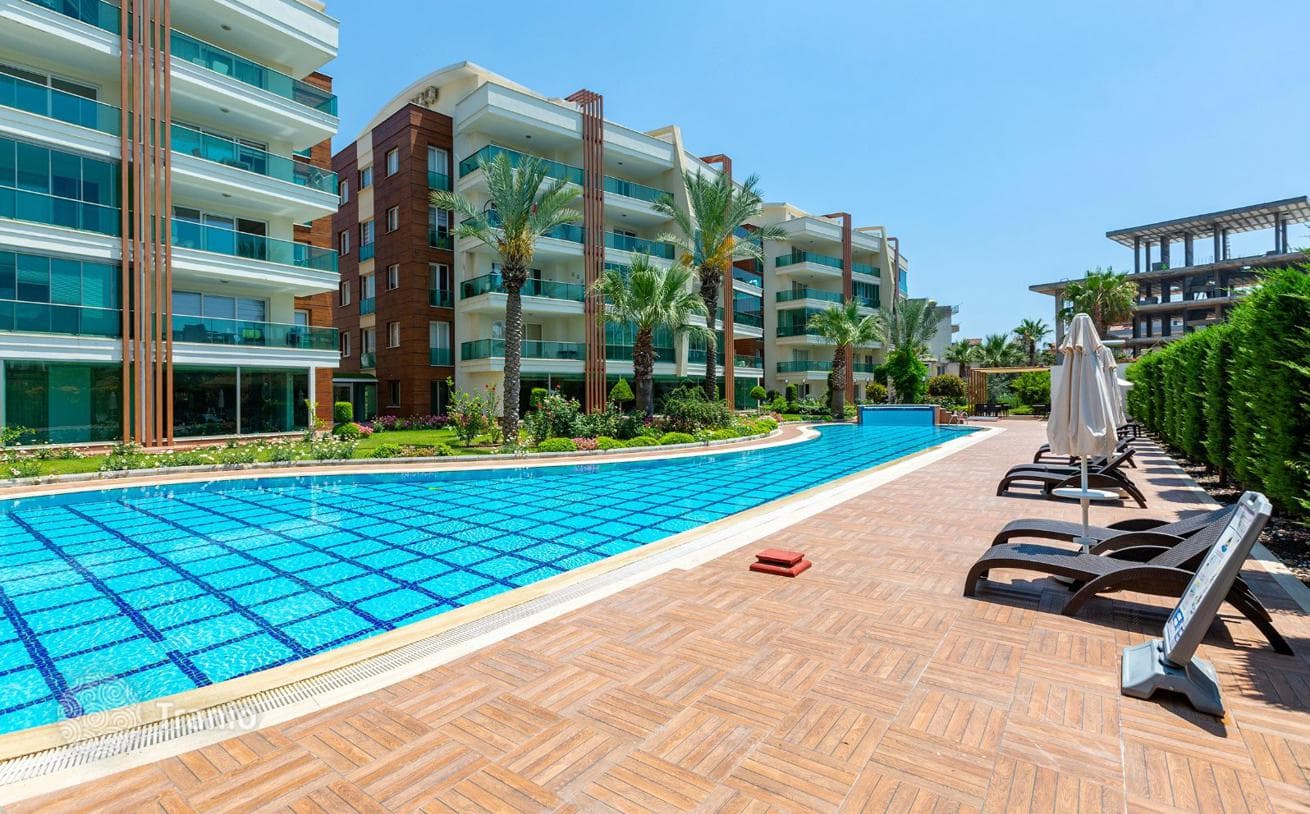 3-Bedroom (3+1) Penthouse with Designer Finishes in Oba, Alanya, photo 2