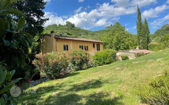 3-Bedroom Villa in San Casciano in Val di Pesa, photo 4