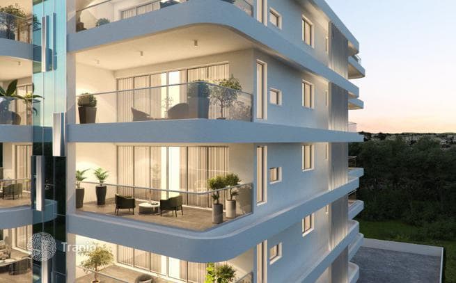 2-Bedroom Apartment with Sea View in Larnaca City Center, photo 3