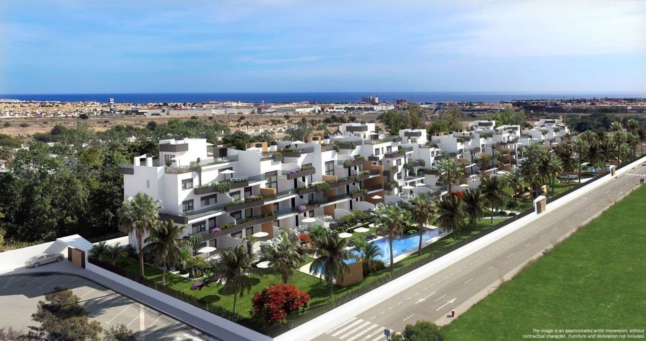 2-Bedroom Apartment in Villamartin, photo 3