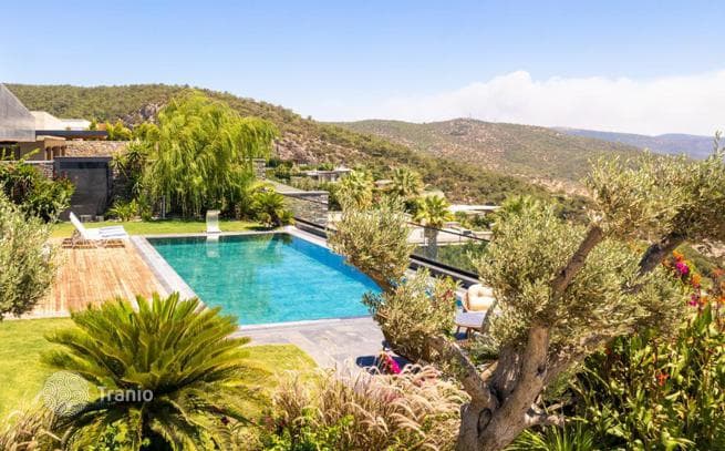 1-Story Villa with Sea View and Private Pool in Bodrum, photo 3