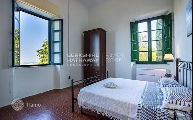5-Bedroom Villa in Lucca, Italy, photo 2