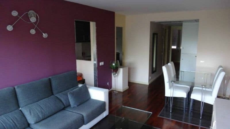2-Bedroom Apartment in Barcelona, photo 2