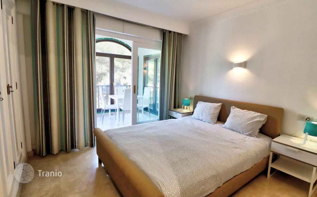 2-Bedroom Apartment with Sea View in Peguera, Mallorca, photo 4