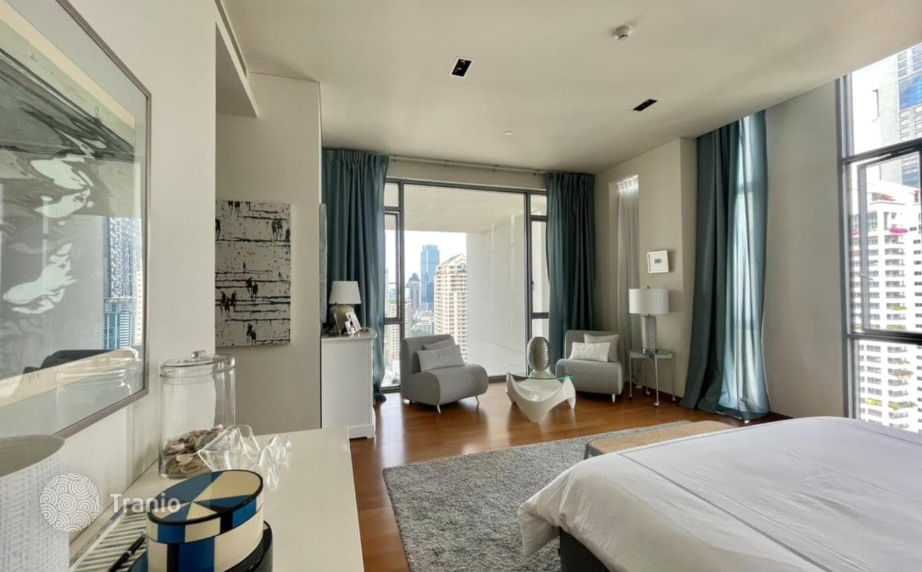 2-Bedroom Penthouse in Sathon, Bangkok
