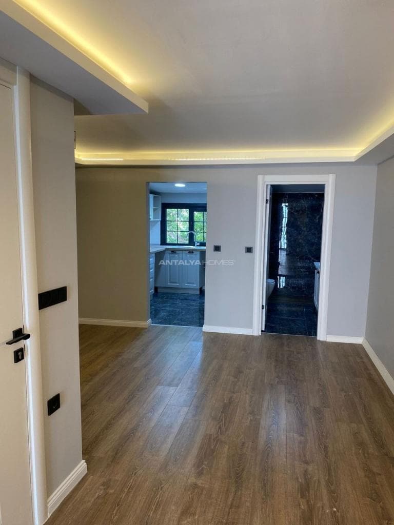 5-Bedroom Apartment in Beyoglu, Istanbul, photo 4