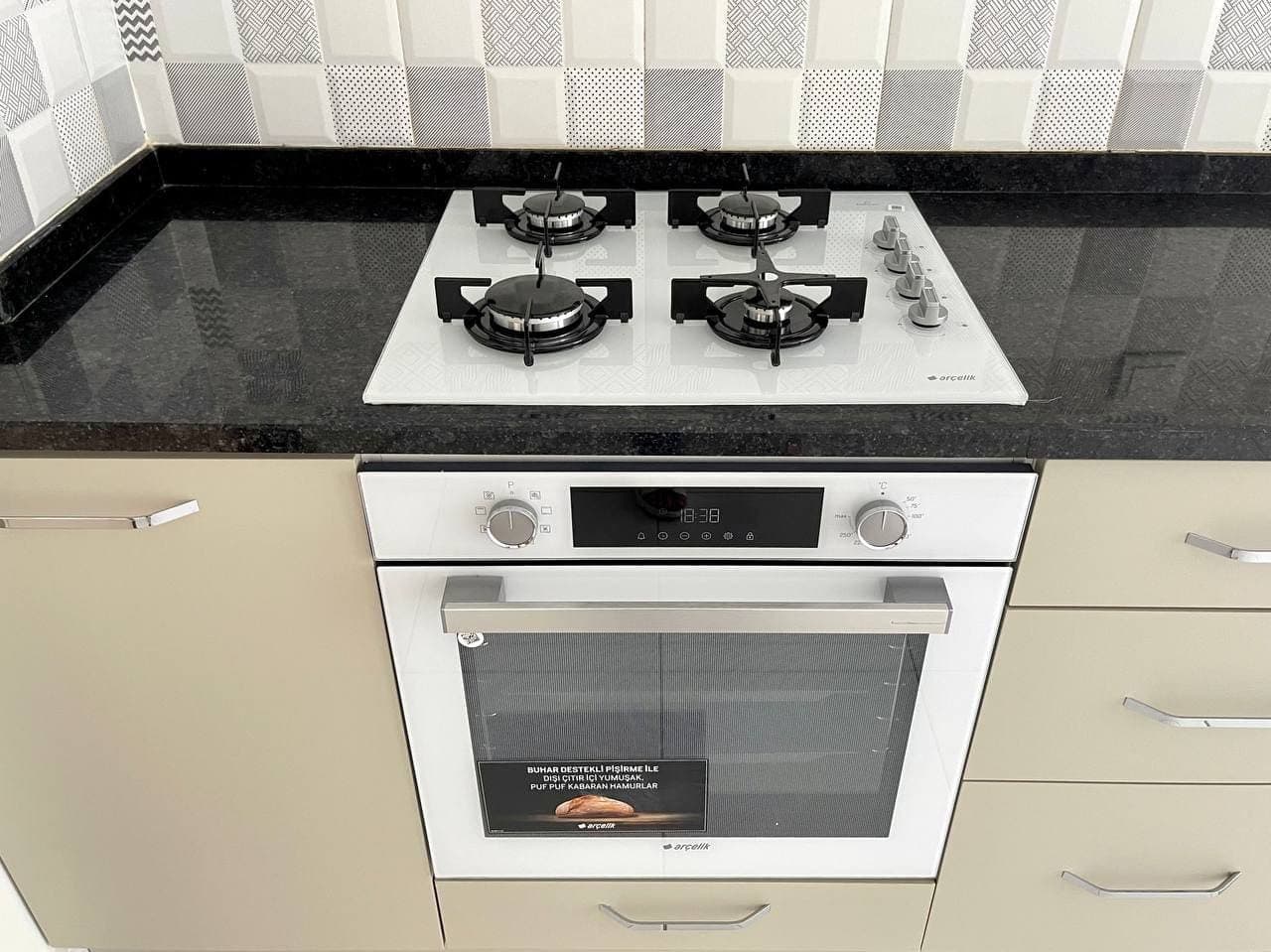 2-Bedroom Apartment in Kepez, Antalya, photo 3