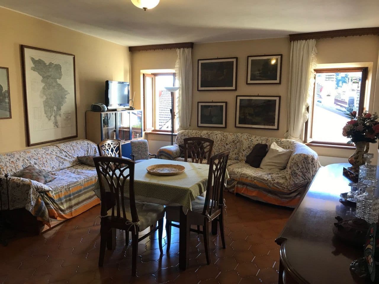 2-Bedroom Apartment in Menaggio, Como, photo 4