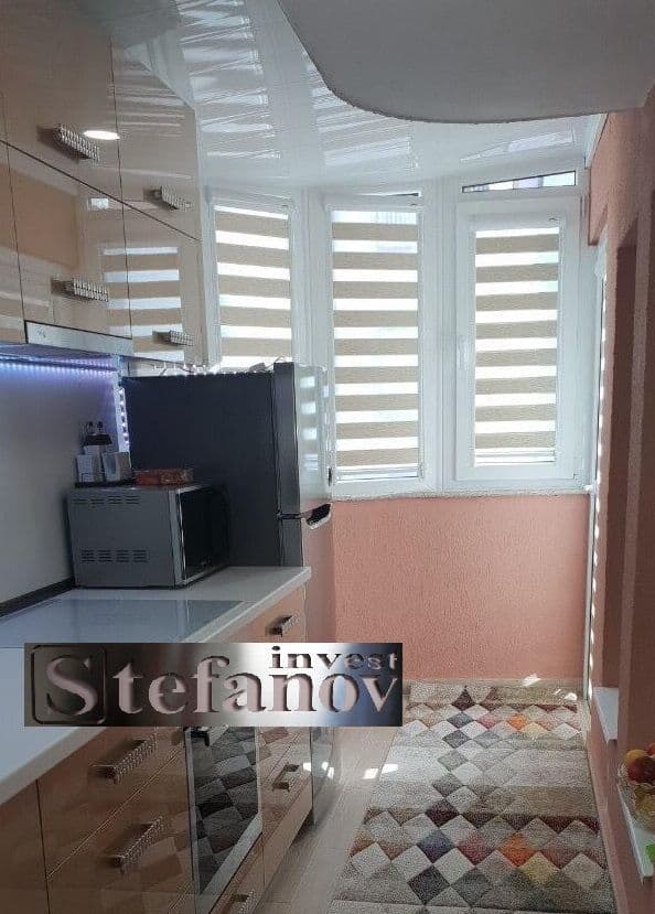 2-Bedroom Apartment in Varna, photo 3