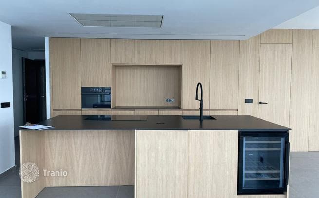3-Bedroom Penthouse with Sea View in Benidorm, Alicante