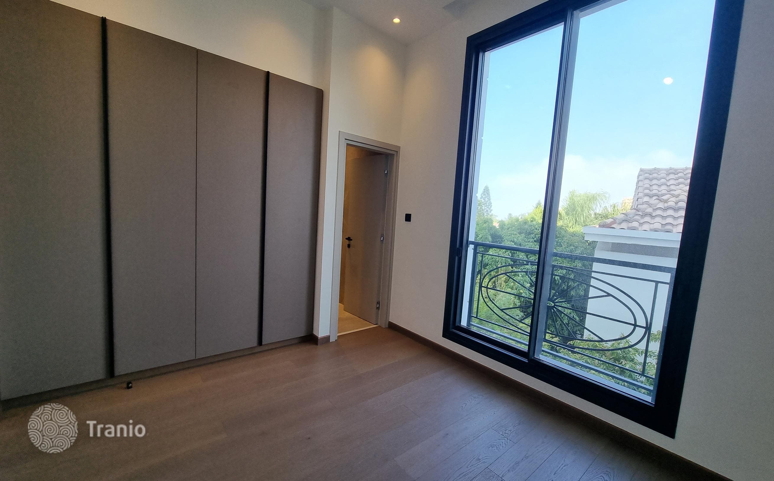 Beachfront Apartment with Shared Pool in Limassol, Cyprus, photo 5