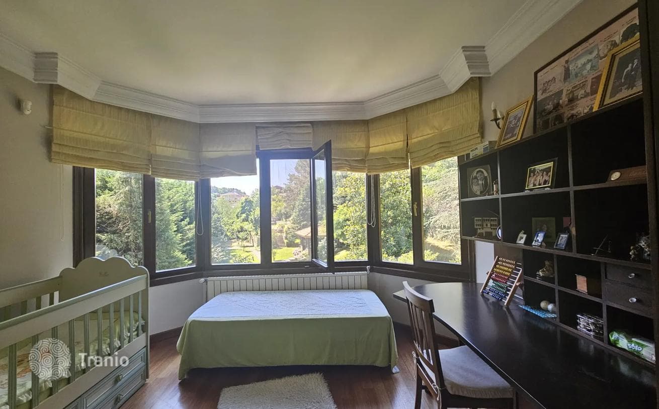 9-Bedroom Villa in Sariyer, Istanbul