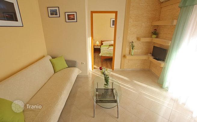 House with Terrace, Sauna and Large Plot Near the Beach in Zadar, photo 4