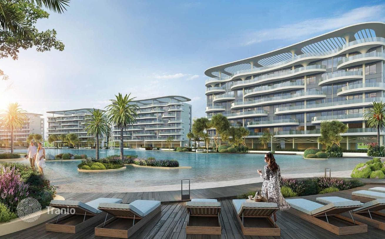 New Low-Rise Apartments with Lagoon Views in DAMAC Hills, Dubai