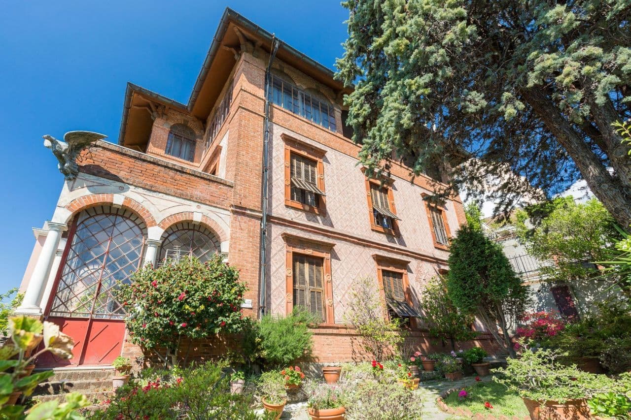 3-Bedroom Apartment in Genoa, photo 3
