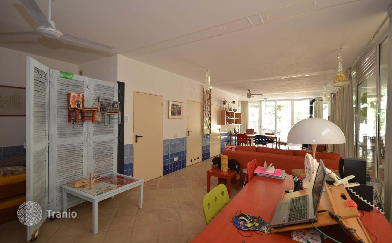 2-Bedroom Villa in Loule, Algarve, photo 2